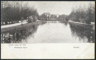 16944 Gezicht op de Wilhelminavijver te Baarn.